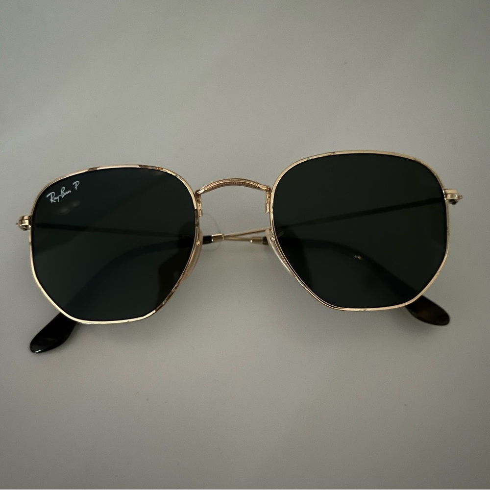 Ray-Ban P Hexagonal Flat Lenses